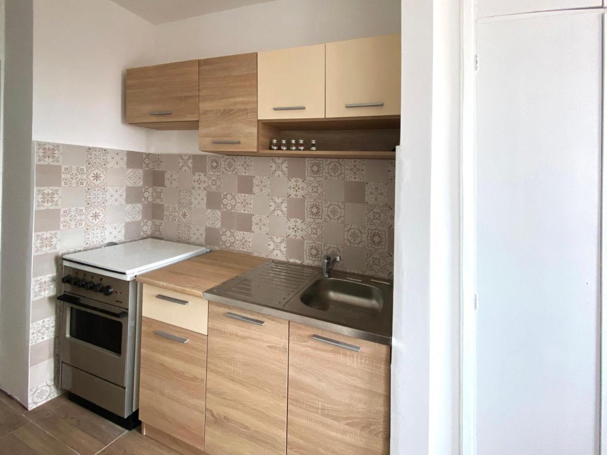 Appartement Apartman Milica à Ni Extérieur photo